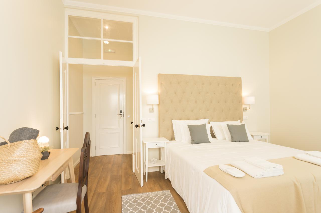 Quarto Duplo ou Twin com Casa de Banho Privativa
